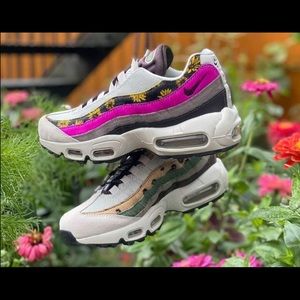 Nike Air Max 95 Animal Print Sz 9 Women